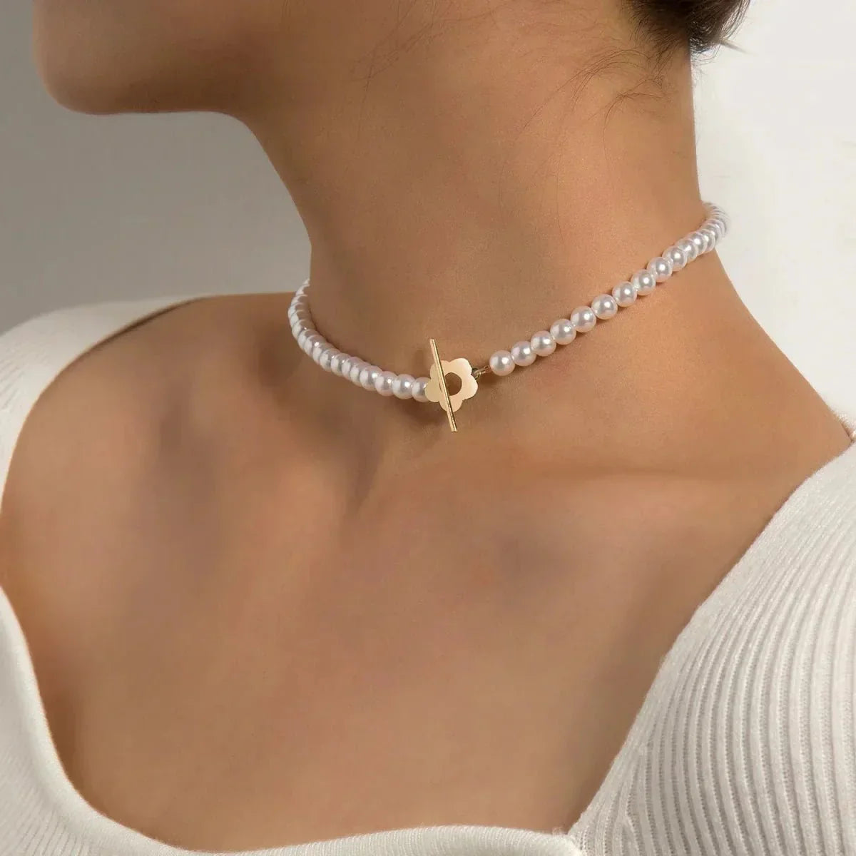 Dainty Flower Chain Choker Necklace