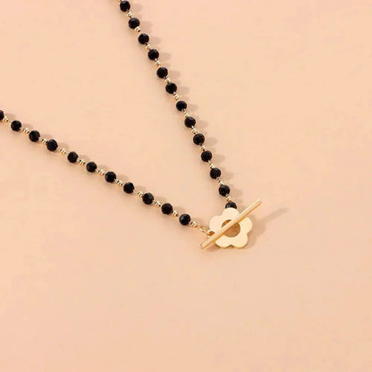 Delicate Floral Pendant Chain Necklace