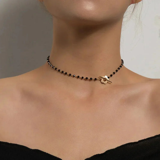 Delicate Floral Pendant Chain Necklace - Luxicro