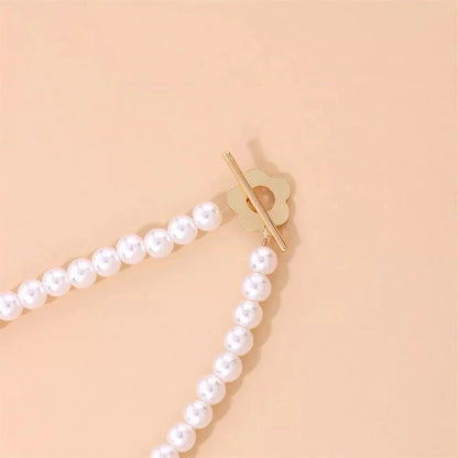 Delicate Floral Pendant Chain Necklace