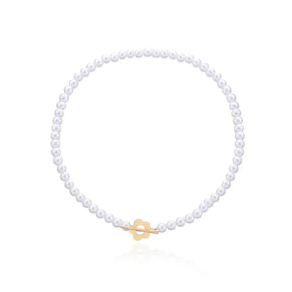 Delicate Floral Pendant Chain Necklace