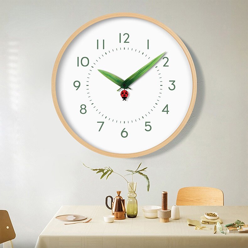 Rustic Wood Bird Clock with Floral Design - Luxicro