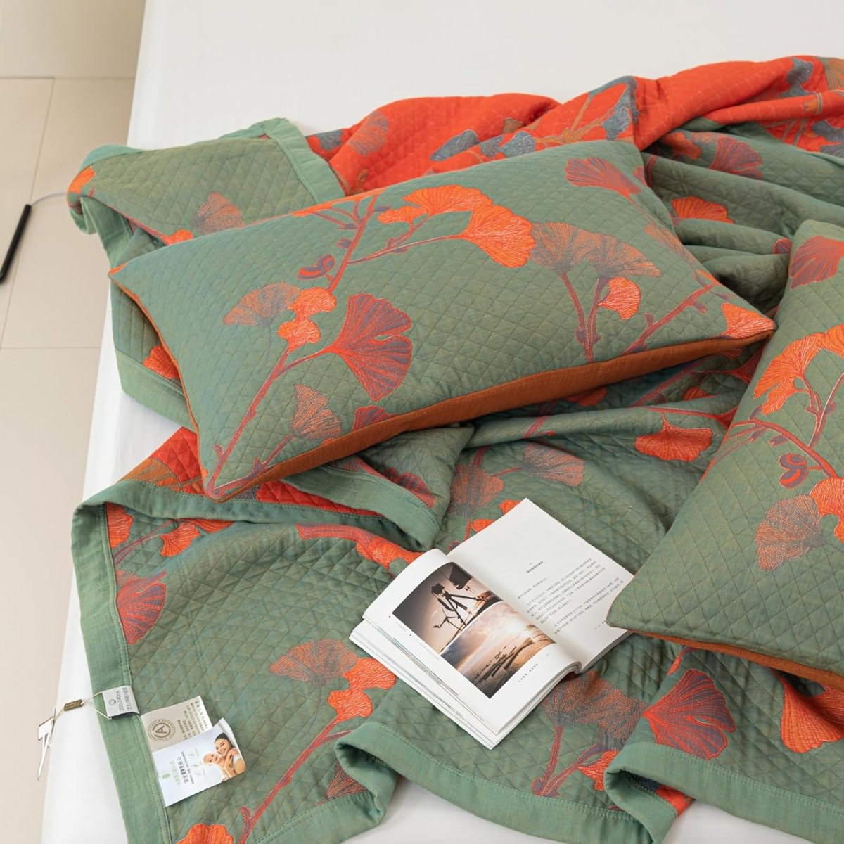 Comfortable Blossom Print Double Sided Sheet Set