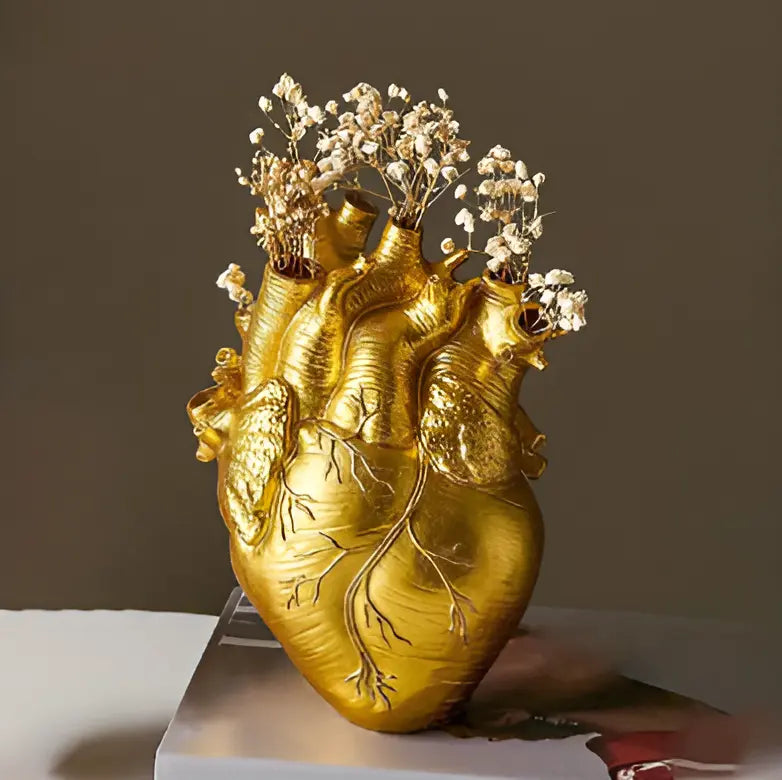 Classic Romantic Heart Vase