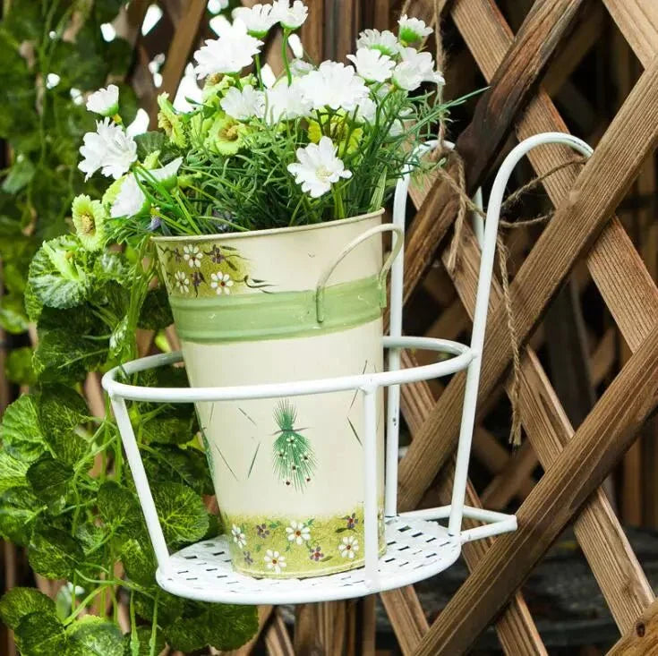 Beautiful Outdoor Hanging Plant Basket