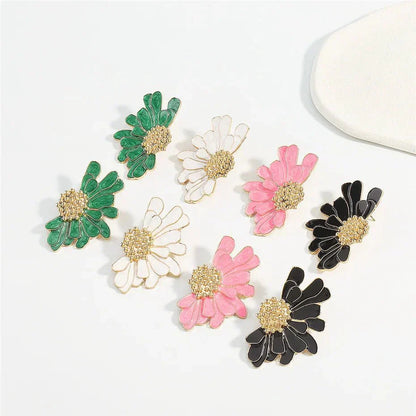 Trendy Floral Dangle Earrings
