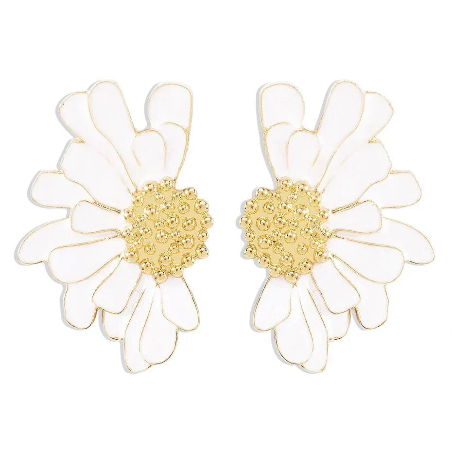 Trendy Floral Dangle Earrings