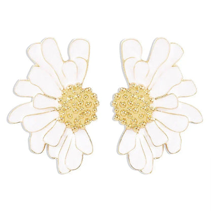 Trendy Floral Dangle Earrings