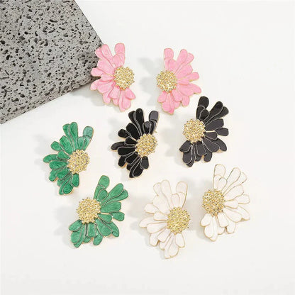 Trendy Floral Dangle Earrings