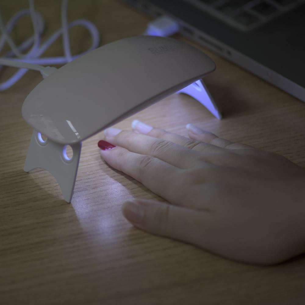 Quick UV Nail Dryer Lamp
