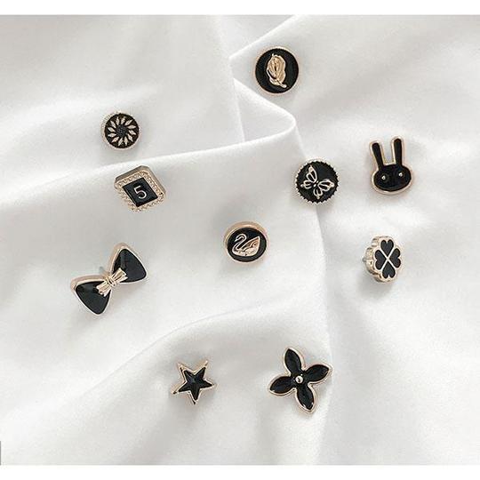 Simple Quick Fix Buttons - 10 Pack No Sew Clips - Luxicro