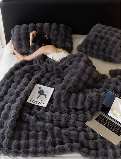 All Year Soft Throw Blanket
