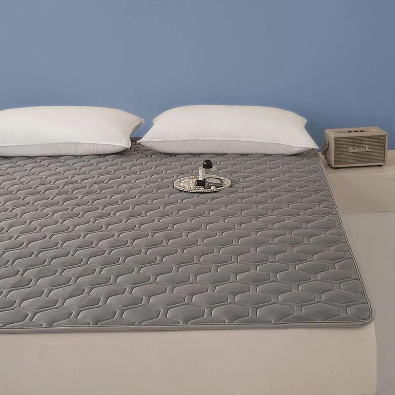Breathable Cooling Bed Topper - Luxicro