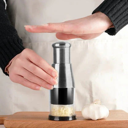 Compact Garlic Press for Simple Meal Prep - Luxicro