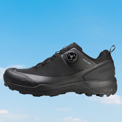 Waterproof Hiking Boots with Easy Laces - Luxicro