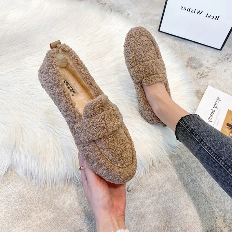 Cozy Fuzzy Slippers - Luxicro