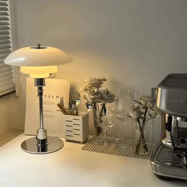 Modern Nordic Desktop Light - Luxicro