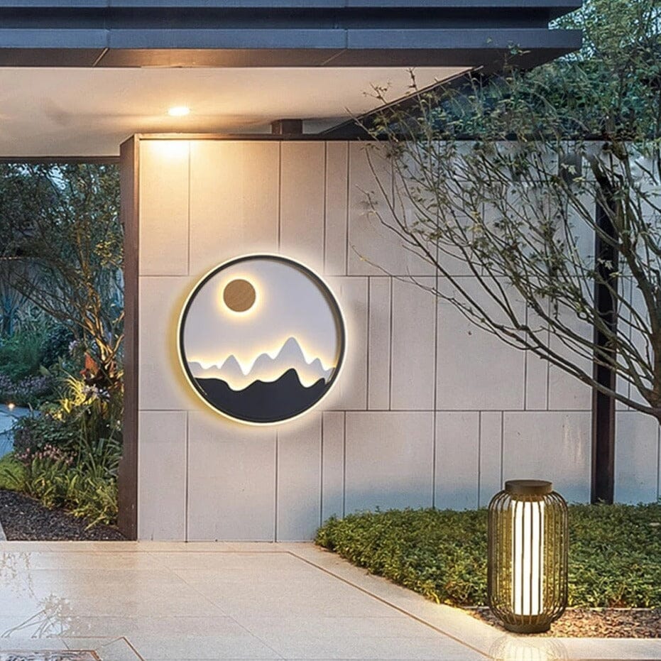 Contemporary Outdoor Aluminum LED Wall Light - Luxicro