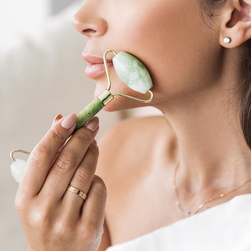 Natural Jade Face Massager Roller - Luxicro