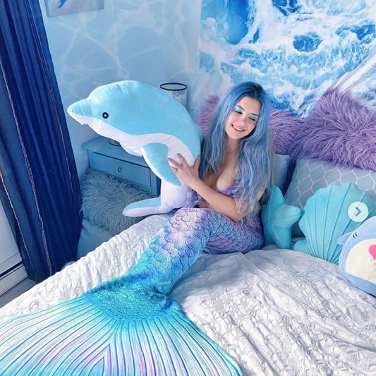 Bright Dolphin Pink Decor Figure - Luxicro