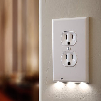 Intelligent LED Socket Cover Plate - Luxicro