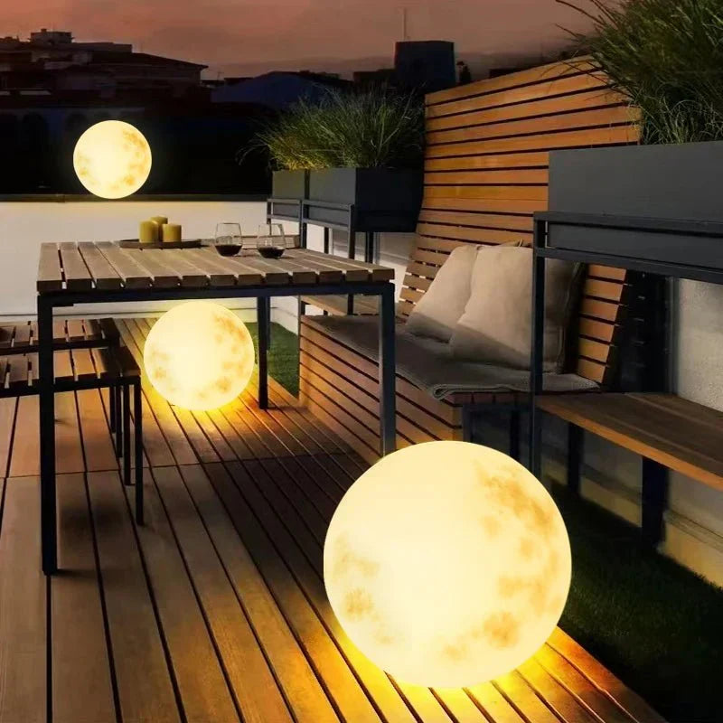 Beautiful Solar Powered Garden Light