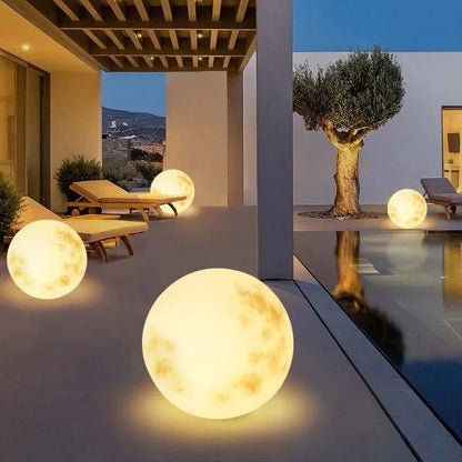 Beautiful Solar Powered Garden Light