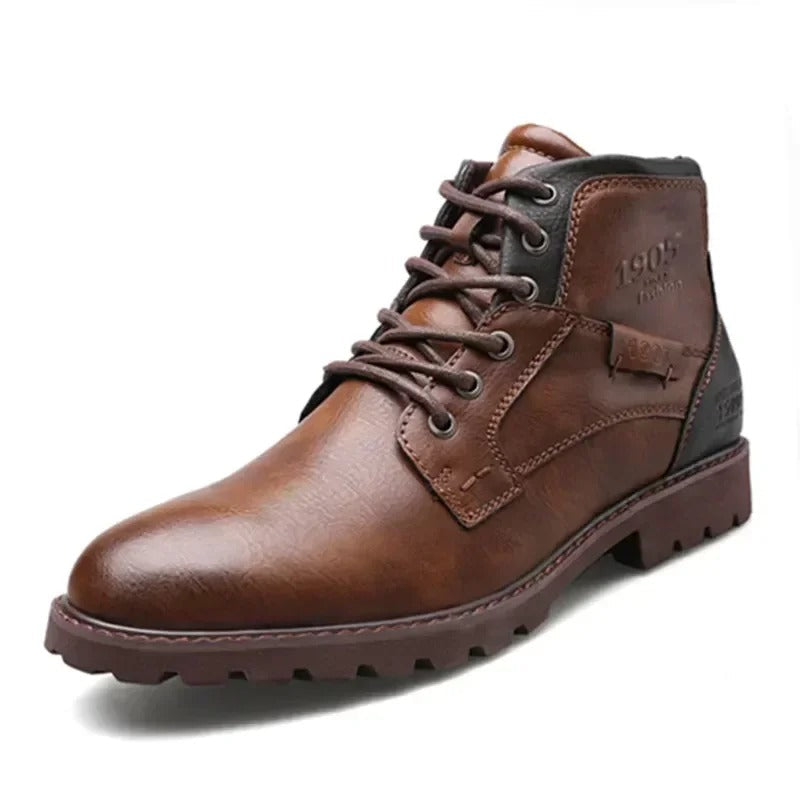 Stylish Men's Low Cut Lace Up Snow Boots