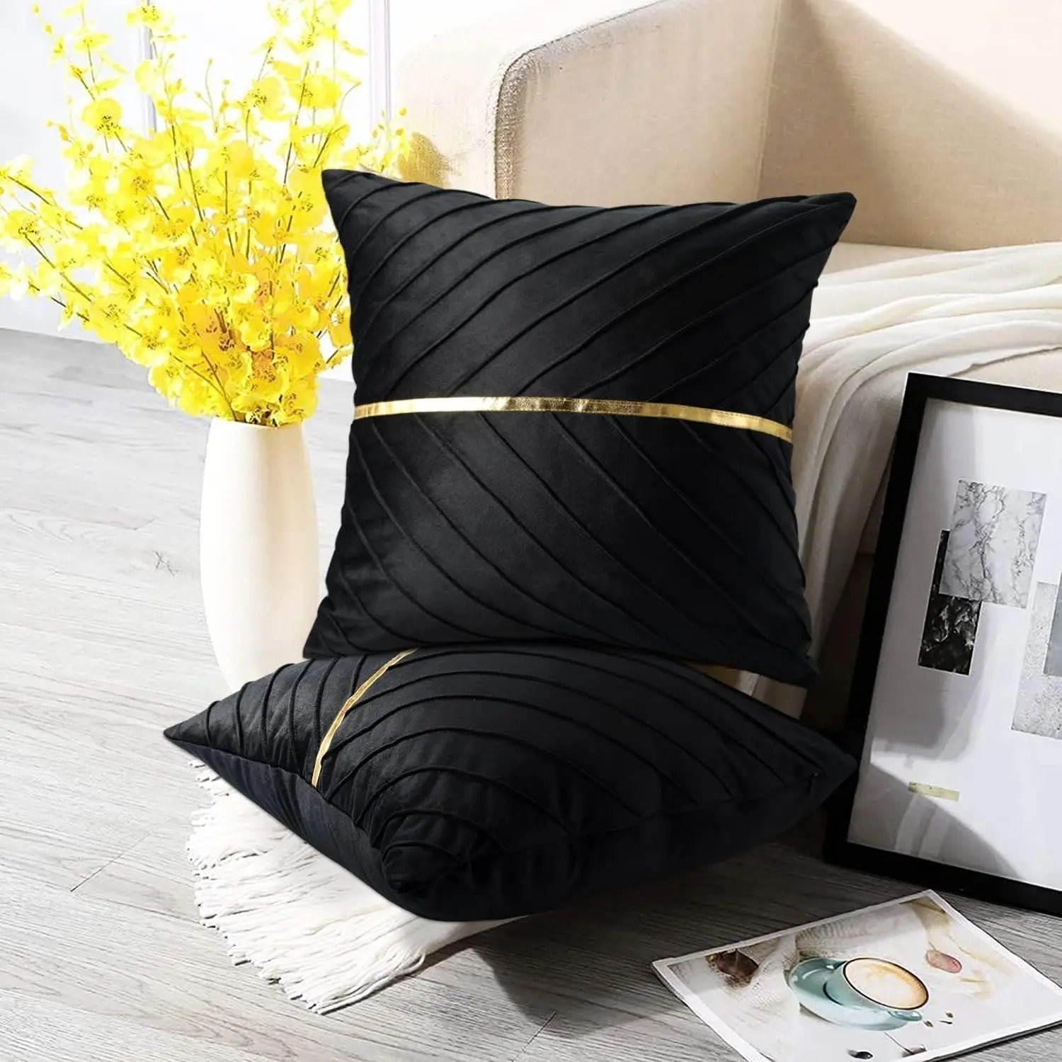 Soft Luxe Pillowcase with Metallic Trim - Luxicro