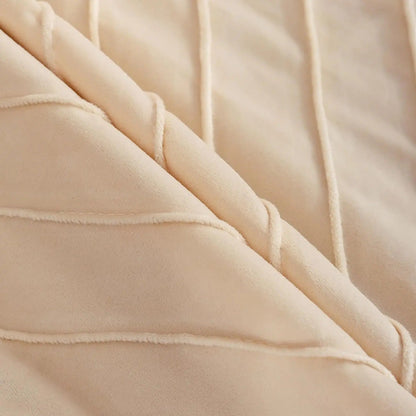 Soft Luxe Pillowcase with Metallic Trim