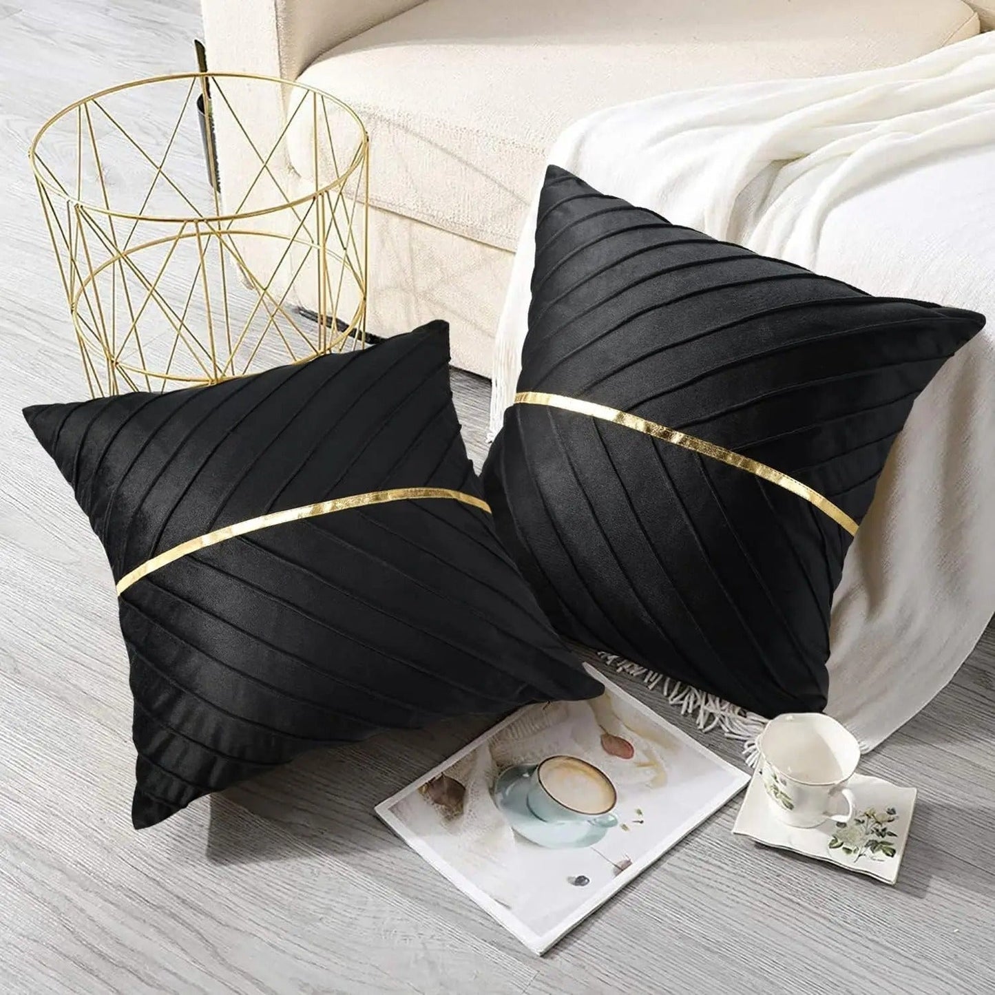 Soft Luxe Pillowcase with Metallic Trim