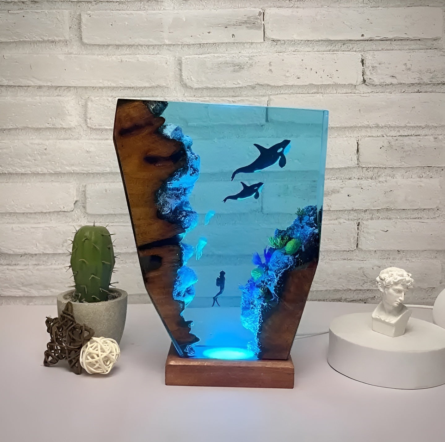 Bright Contemporary Desk Lamp with USB Port