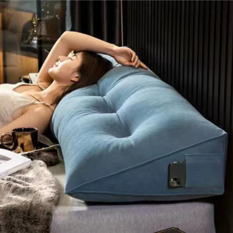 Plush Bed Wedge Pillow - Luxicro