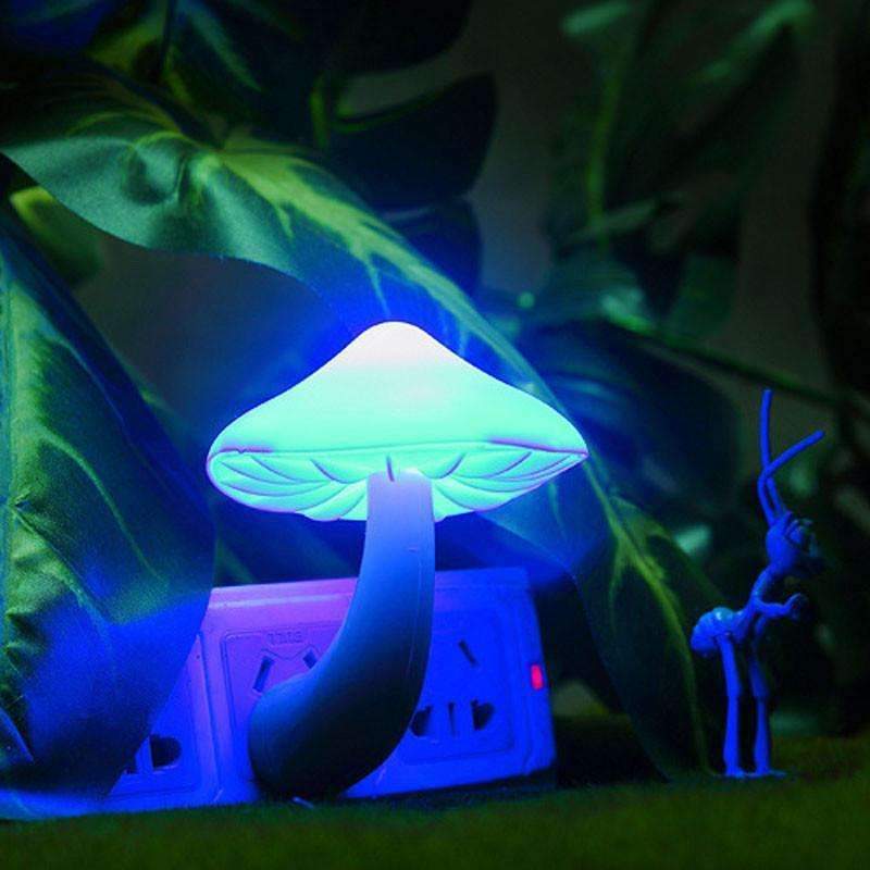 Small Mushroom USB Night Lamp