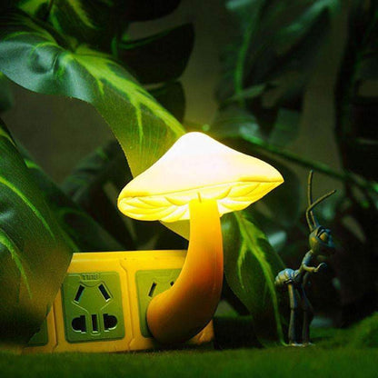 Small Mushroom USB Night Lamp