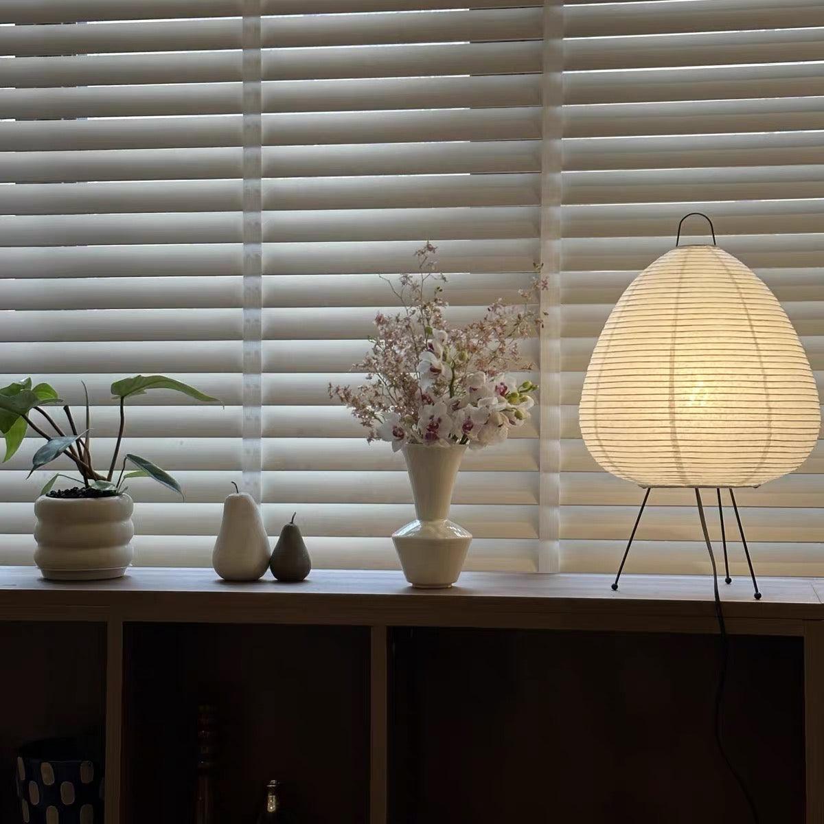 Simple Asian Style Desk Lamp