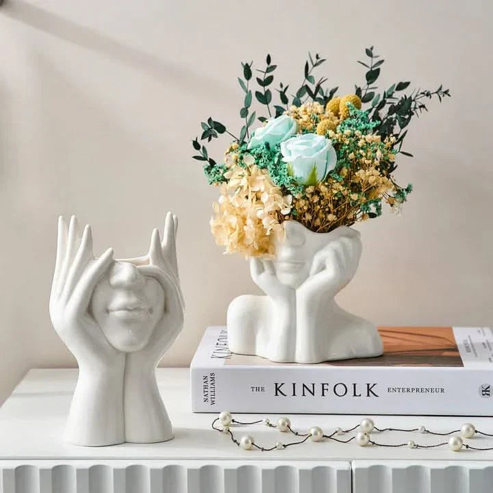 Beautiful Clear Floral Vase