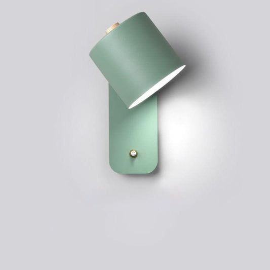 Contemporary Slim LED Wall Lamp with On/Off Switch - Luxicro