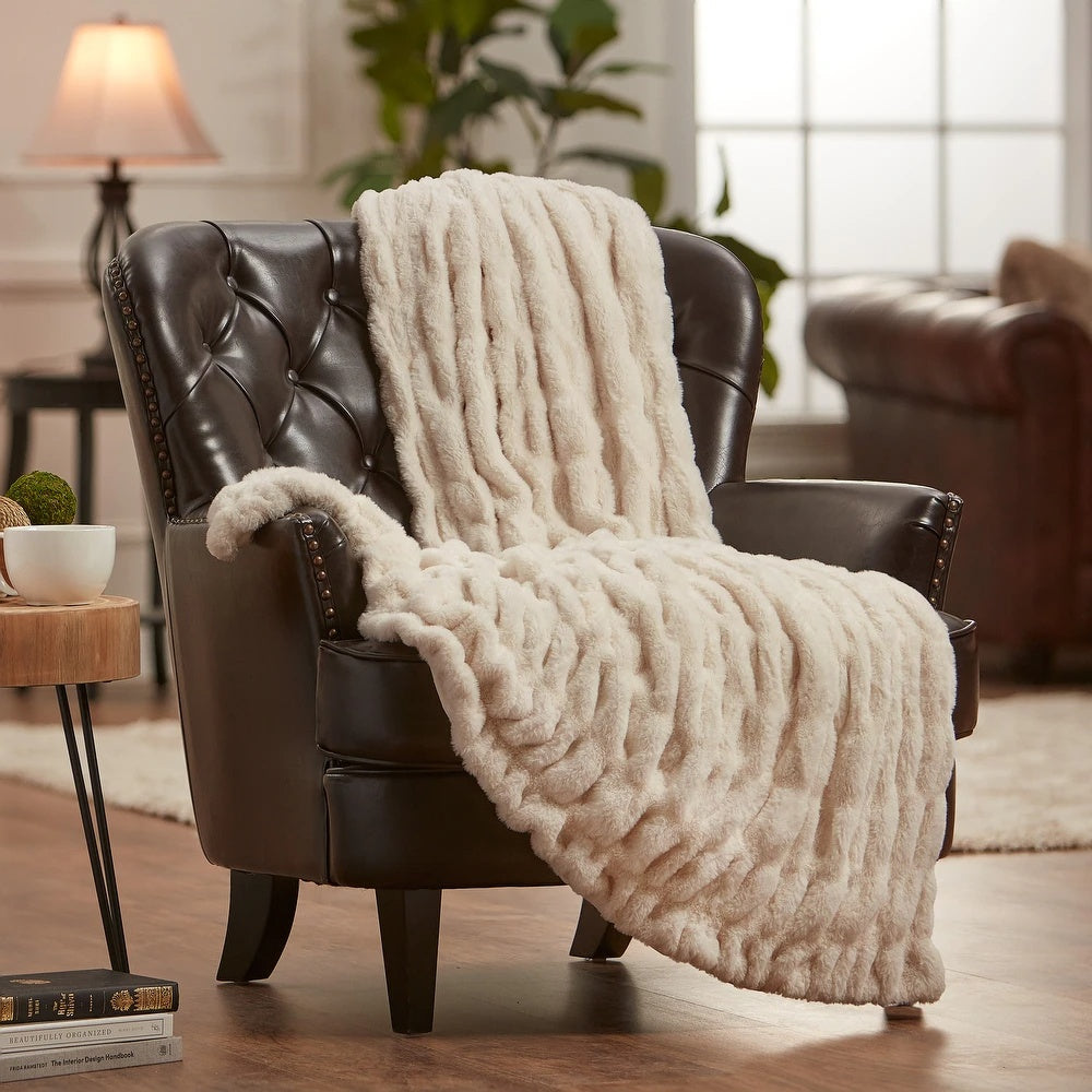 Plush Home Faux Fur Throw Blanket - Luxicro