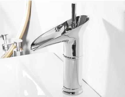 Stylish Bronze One Handle Bath Sink Faucet
