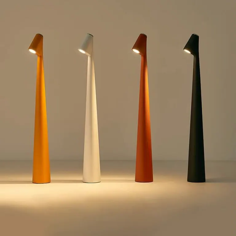Simple Wireless LED Table Lamp - Luxicro