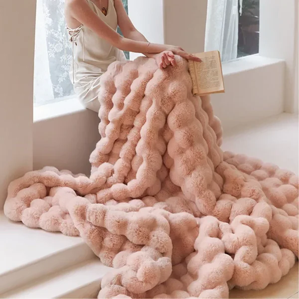 Cozy Plush Faux Fur Winter Blanket - Luxicro