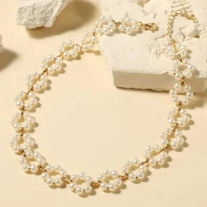 Dainty Floral Pendant Choker Necklace