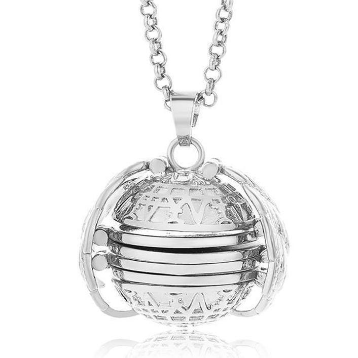Dainty Collapsible Butterfly Pendant Necklace