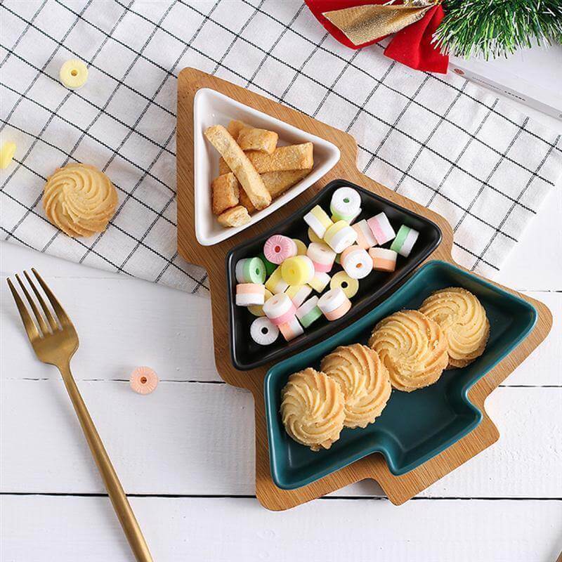 Decorative Christmas Dinner Plates With Wood Stand - Luxicro