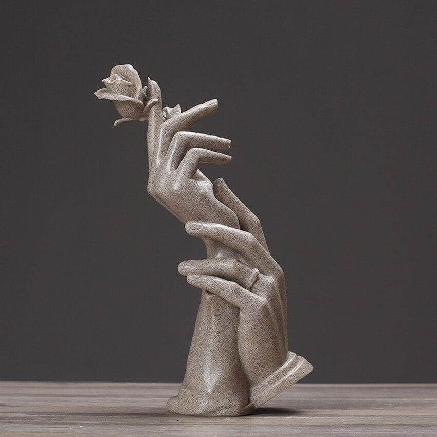 Lovely Valentine Heart Figurine - Luxicro