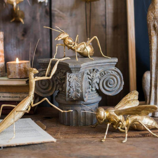 Big Bug Resin Ornament Decor - Luxicro