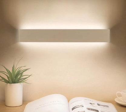 Sleek LED Wall Light - Contemporary Home Decor