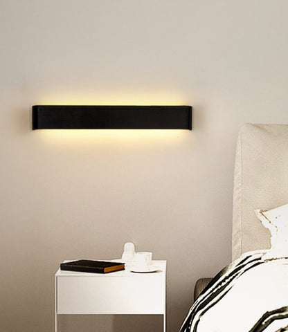 Sleek LED Wall Light - Contemporary Home Decor - Luxicro