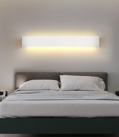 Sleek LED Wall Light - Contemporary Home Decor